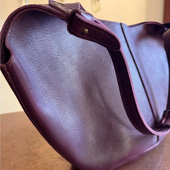 Portland Leather Goods Large Kangaroo bag - Picture 2 of 5